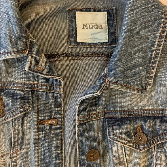 Jacket - Picture 2 of 2